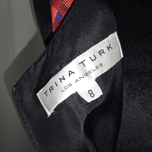 TRINA TUCK Graphic Silk Dress - Picture 6 of 7
